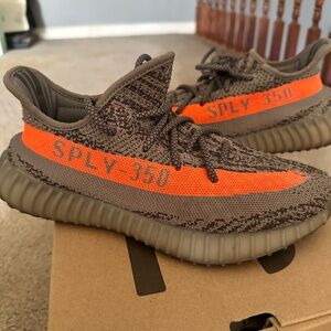 Adidas Yeezy Boost 350 V2** sneakers in **Grey**. With box